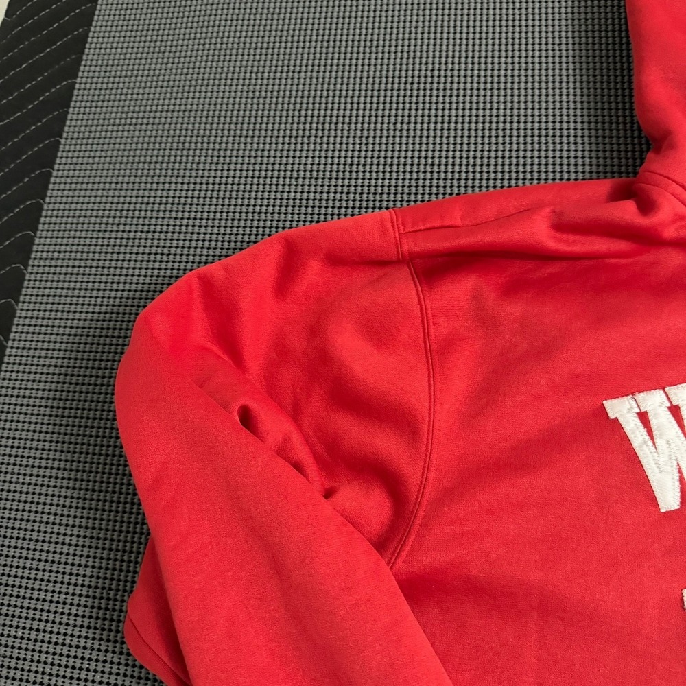 Under Armour Wisconsin Badgers Red Fleece Pullover Hoodie Men's L Hooded Logo - Picture 6 of 11